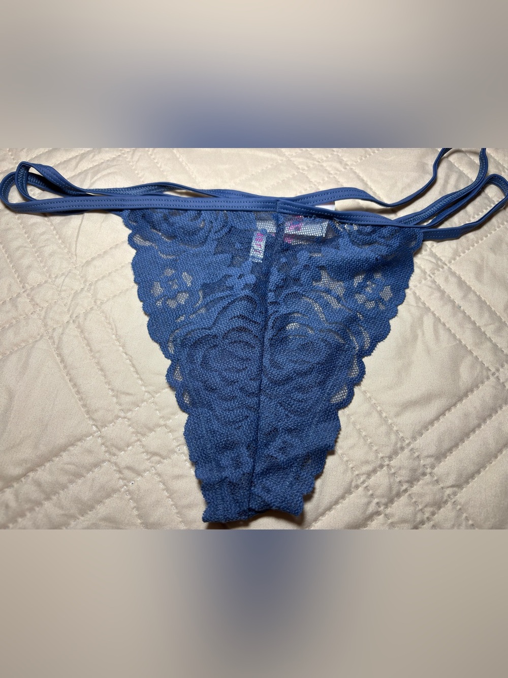 PINK Victoria's Secret Size L Blue Lace Thong